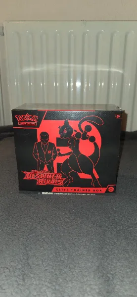 Destined Rivals Elite Trainer Box